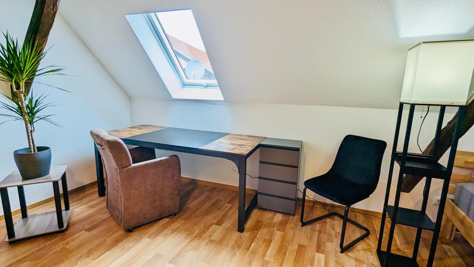 Die Arche - Eigene Haushaelfte Im Stadtzentrum Arnstadt Exterior foto